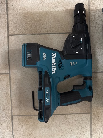 Makita Akku-Bohrhammer mit SDS-Aufnahme, 36 V
